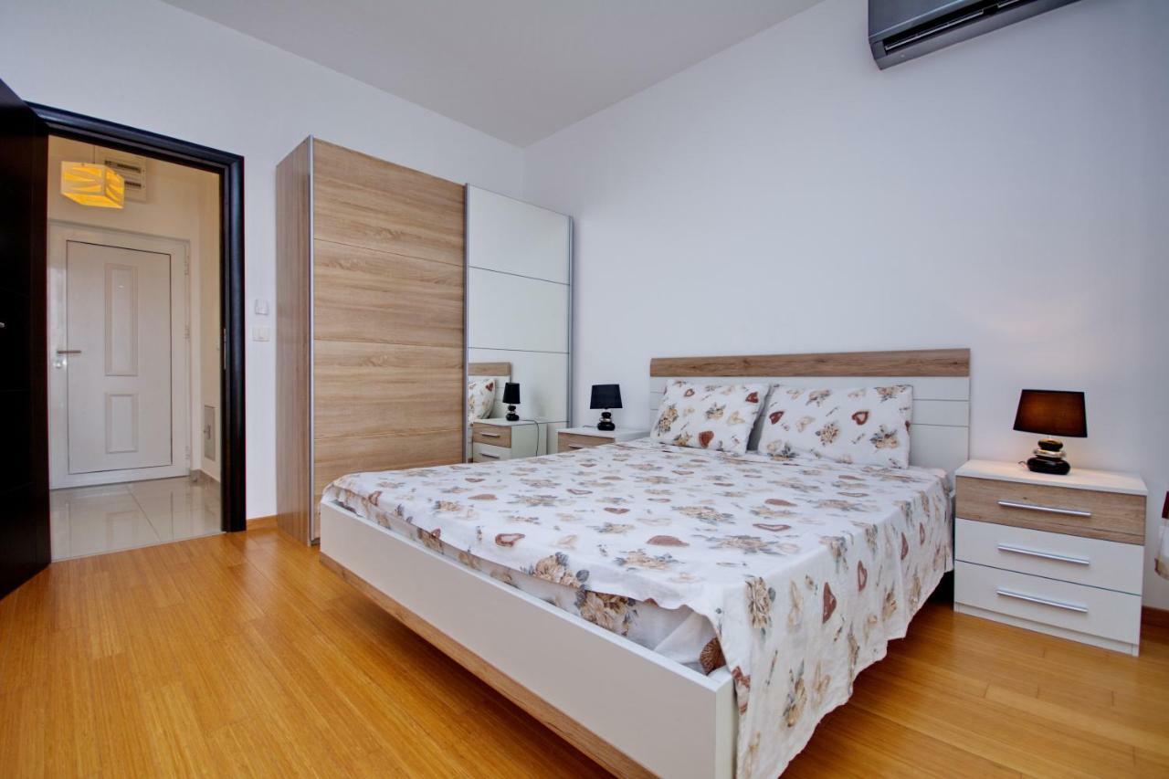 Apartment Dobrota コトル エクステリア 写真